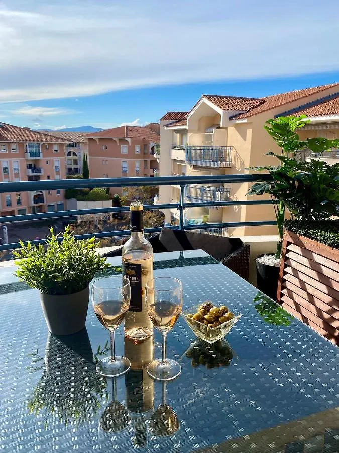 Port-Frejus, Le Paladien, Appartement 2 Pieces Climatise, Terrasse & Parking