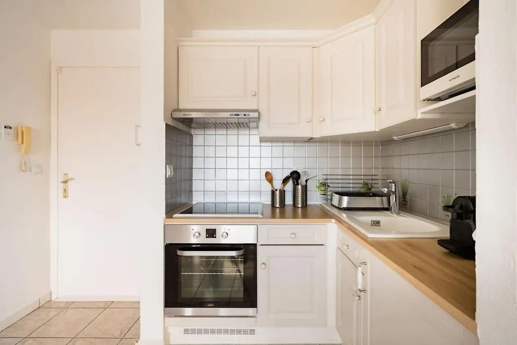 Port-Frejus, Le Paladien, Appartement 2 Pieces Climatise, Terrasse & Parking 0*,  Francja