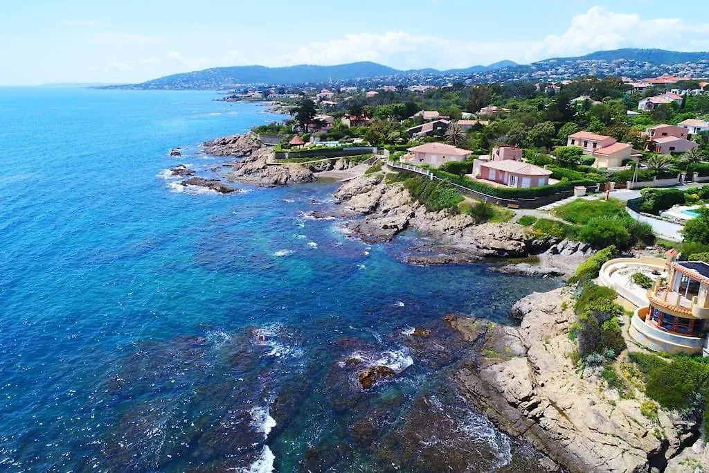Apartament Port-Frejus, Le Paladien, Appartement 2 Pieces Climatise, Terrasse & Parking Francja