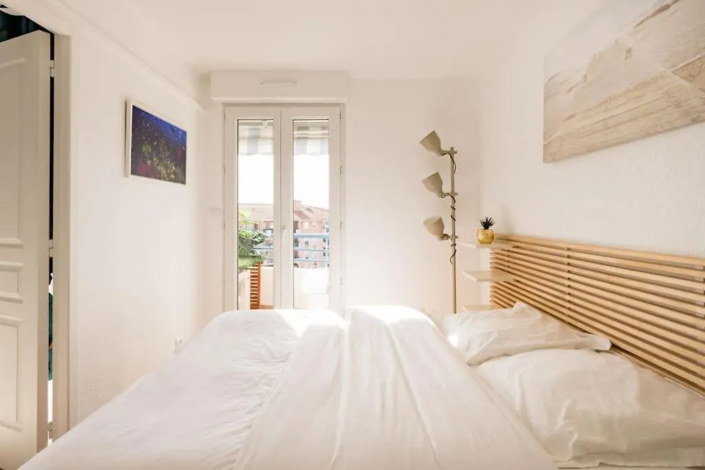 Apartment Port-Frejus, Le Paladien, Appartement 2 Pieces Climatise, Terrasse & Parking