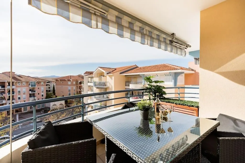 Port-Frejus, Le Paladien, Appartement 2 Pieces Climatise, Terrasse & Parking 0*, Frejus